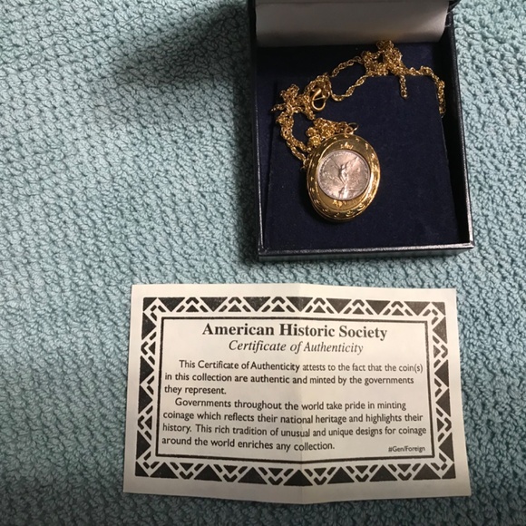 American Historic Society Mexican Libertad Coin Pendant Locket with COA - Picture 2 of 8